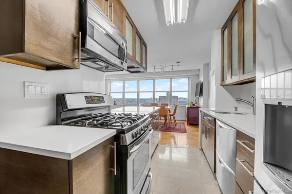 555 Kappock ST #22C, Bronx, NY 10463