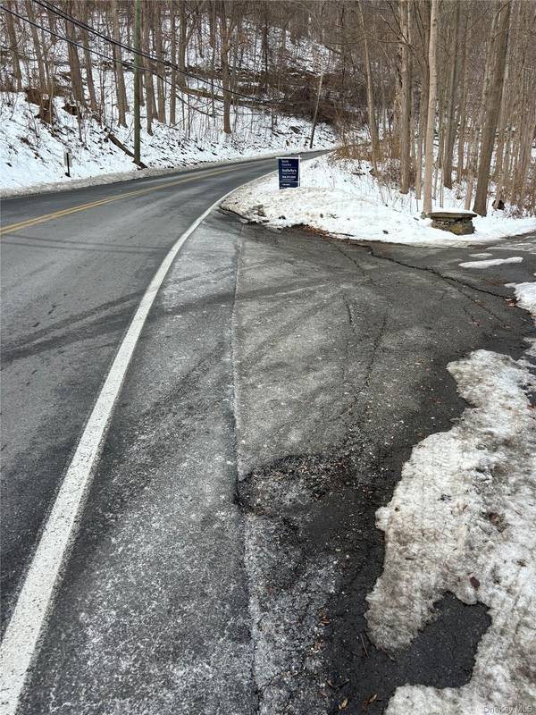 Gallows Hill RD, Cortlandt Manor, NY 10567