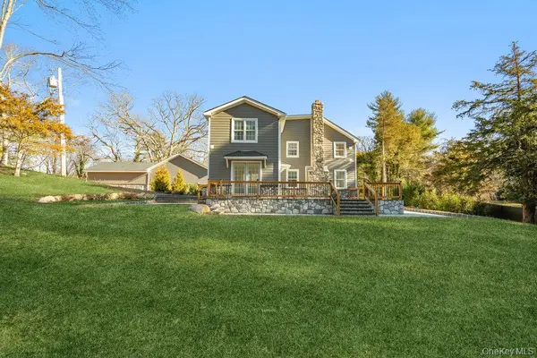 89 Mill River RD, Upper Brookville, NY 11771