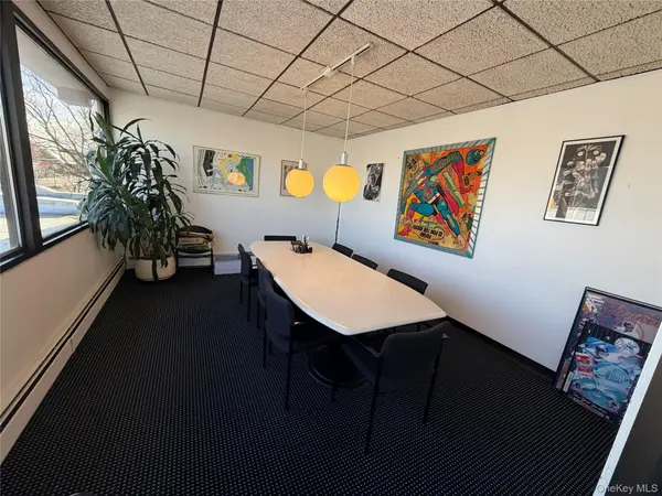 8030 164th ST, Jamaica, NY 11432