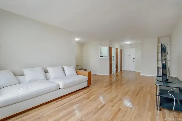 133 Beach 120th ST #1E, Rockaway Park, NY 11694
