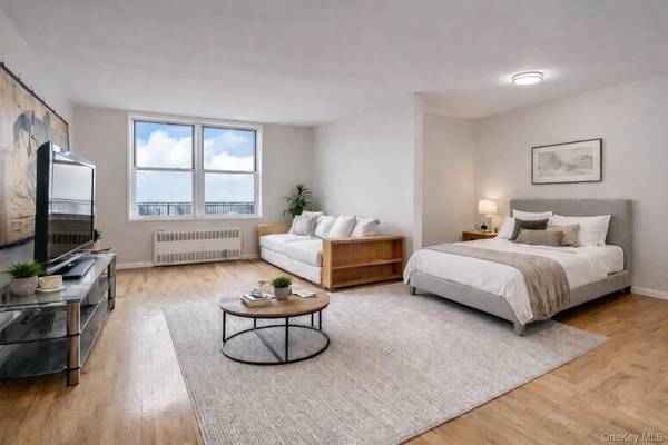 133 Beach 120th ST #1E, Rockaway Park, NY 11694