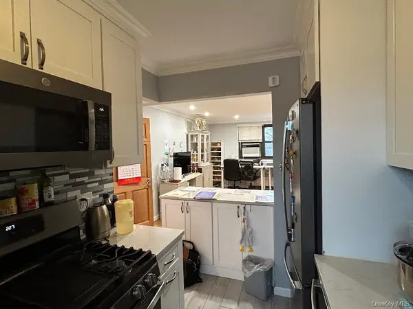 158-18 Cross Island Parkway Pkwy #6-8, Whitestone, NY 11357