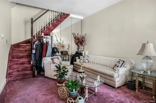 904 E 54th ST, Brooklyn, NY 11234
