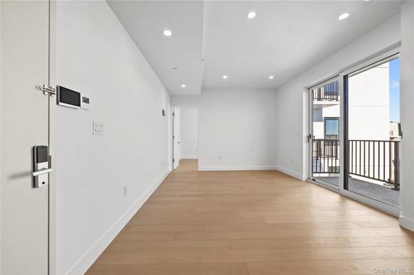 150-02 Northern BLVD #3C, Flushing, NY 11354