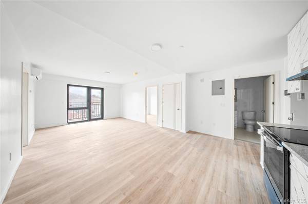 70-40 45 AVE ##2D, Woodside, NY 11377