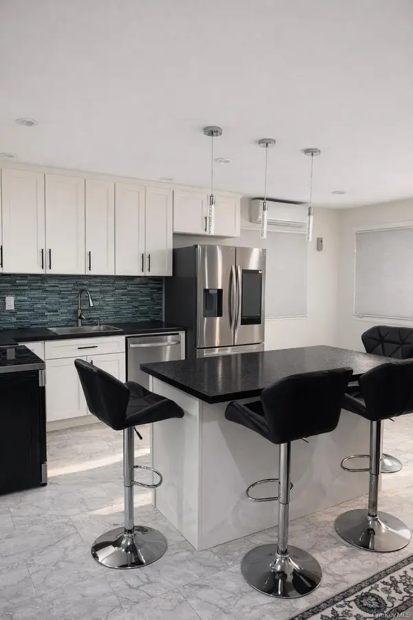 1154 E 100th ST, Brooklyn, NY 11236