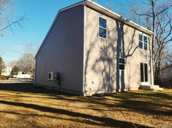 510 Neighborhood RD, Shirley, NY 11967