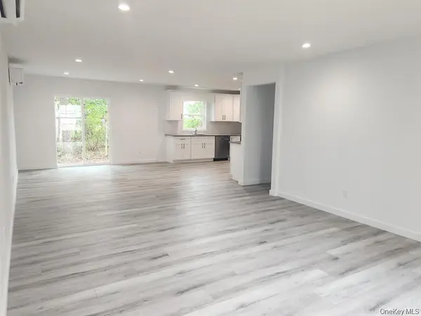 510 Neighborhood RD, Shirley, NY 11967