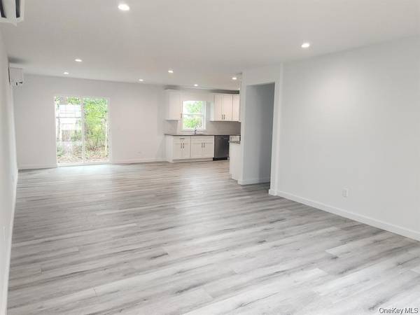 510 Neighborhood RD, Shirley, NY 11967
