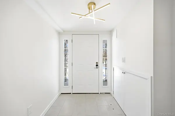 113 Woodland AVE #A, New Rochelle, NY 10805