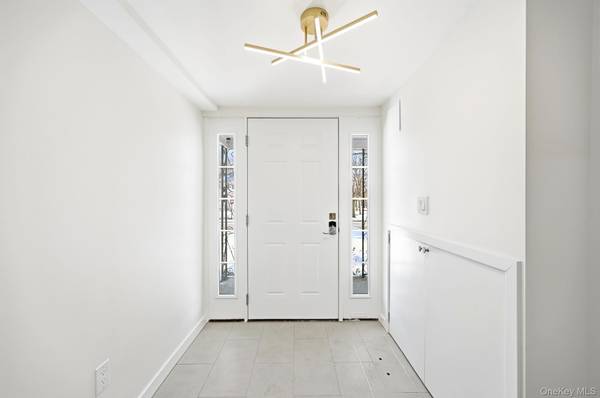 113 Woodland AVE #A, New Rochelle, NY 10805