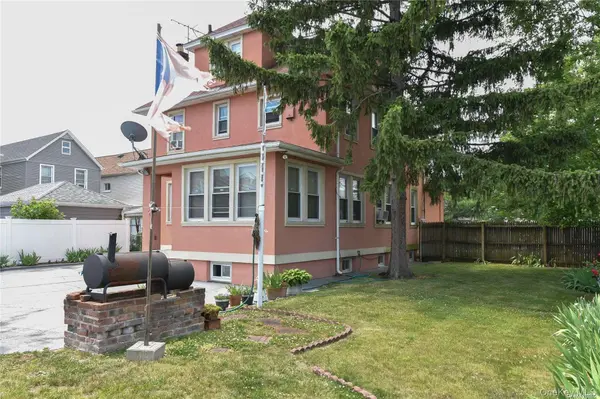 115-51 115th ST, South Ozone Park, NY 11420