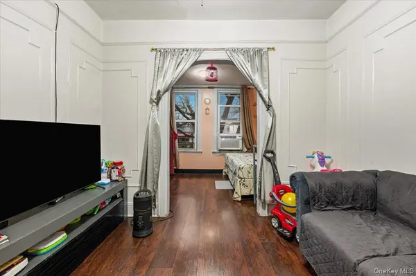 107-53 77 ST, Ozone Park, NY 11417