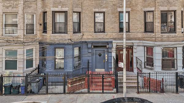 1037 College AVE, Bronx, NY 10456
