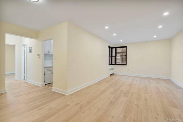 32-25 88 ST #310, East Elmhurst, NY 11369