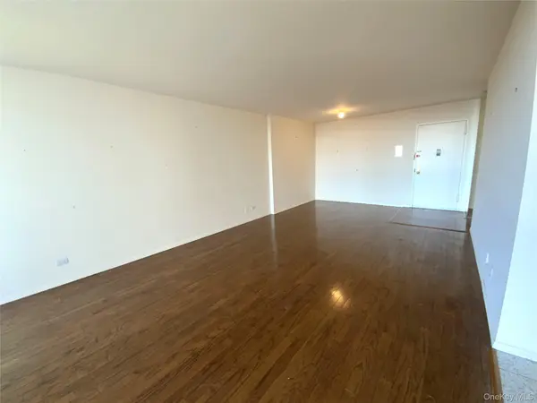 27010 Grand Central Pkwy #22S, Floral Park, NY 11005