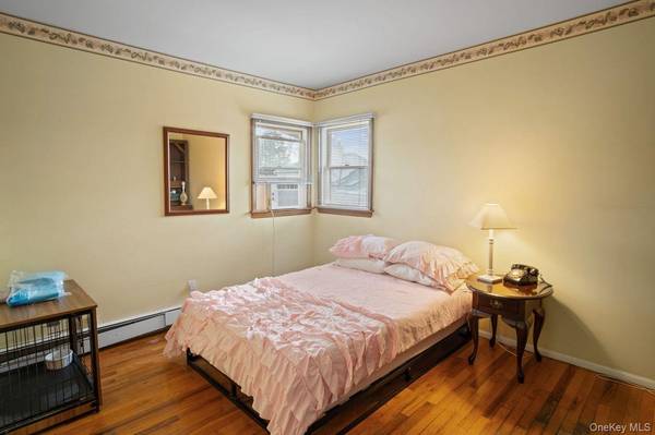1111 Hempstead AVE, South Hempstead, NY 11550