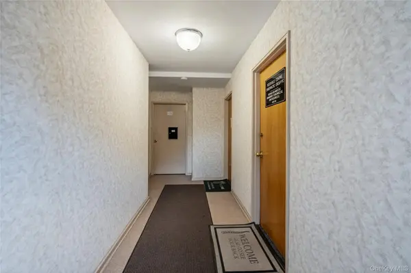 200 N. Village AVE #101A, Rockville Centre, NY 11570