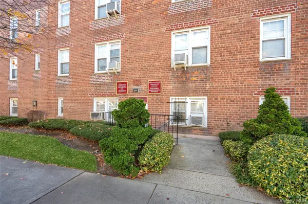 200 N. Village AVE #101A, Rockville Centre, NY 11570