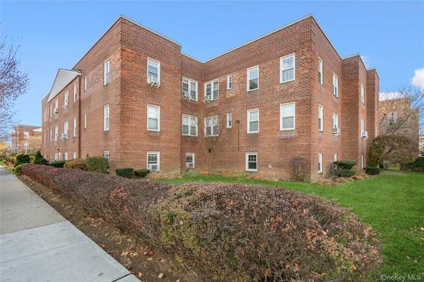 200 N. Village AVE #101A, Rockville Centre, NY 11570