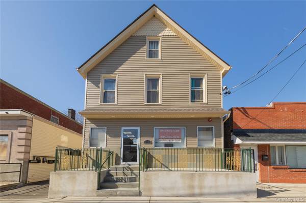 82-84 W Railroad AVE, Garnerville, NY 10923