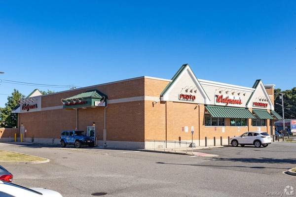 863 Montauk HWY, Shirley, NY 11967