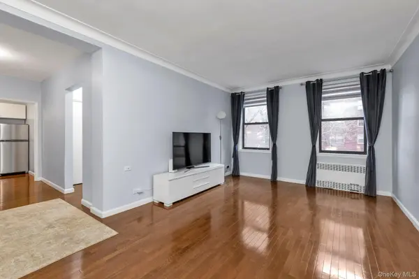 110-45 71St RD #3N, Forest Hills, NY 11375