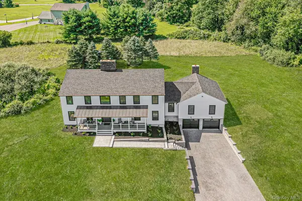 327 Hynes RD, Poughquag, NY 12570