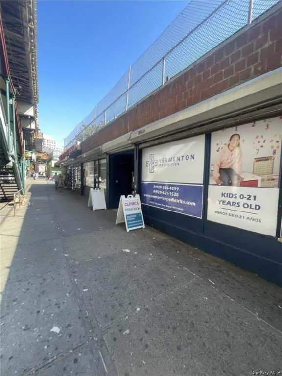 1055 E Tremont AVE #Cellar, Bronx, NY 10460