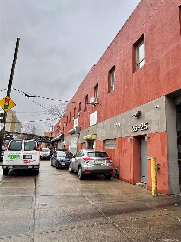 2525 Borden Ave #217, Long Island City, NY 11101