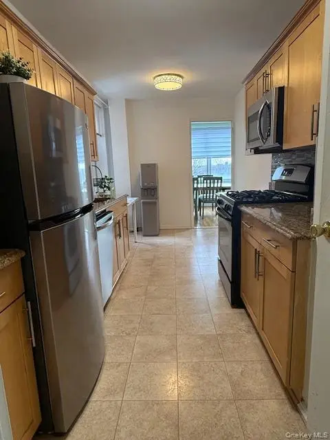 211-35 23rd AVE #5J, Bayside, NY 11360