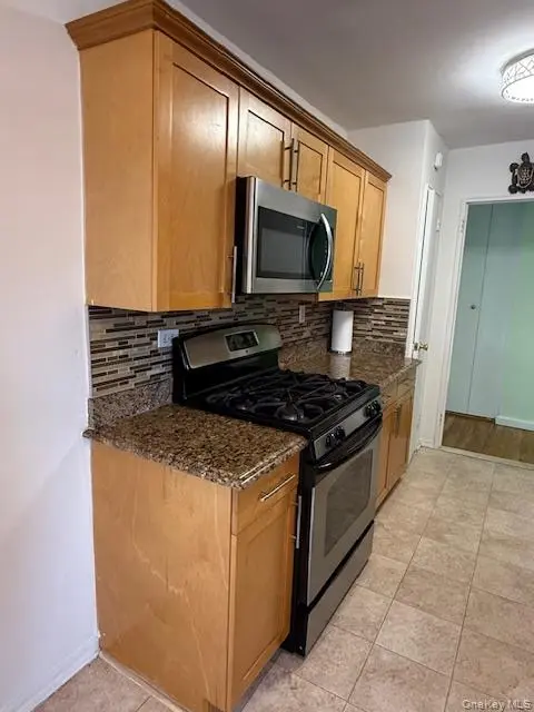 211-35 23rd AVE #5J, Bayside, NY 11360