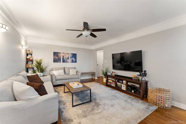 472 Gramatan AVE #Bldg 6, Unit BB4, Mount Vernon, NY 10552