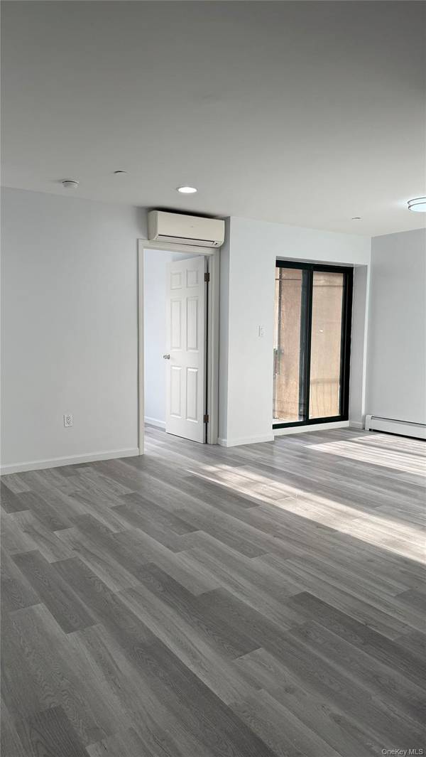 43-20 Union ST #6D, Flushing, NY 11355