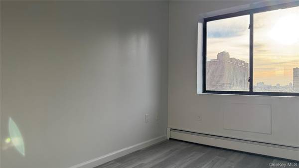 43-20 Union ST #6D, Flushing, NY 11355