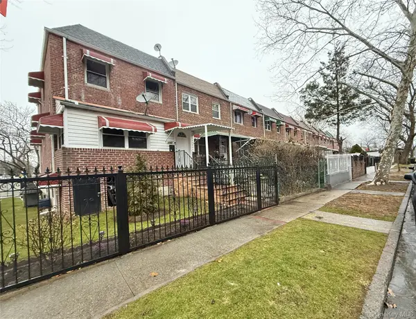 1159 Grenada PL, Bronx, NY 10466