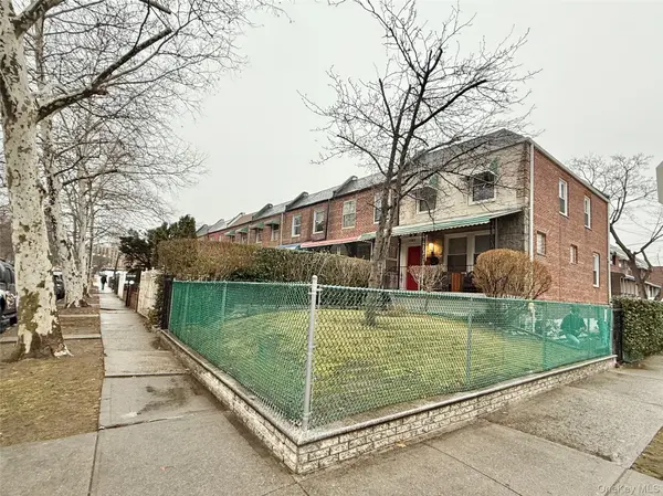 1159 Grenada PL, Bronx, NY 10466