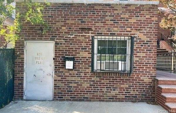 102-05 63rd RD, Forest Hills, NY 11375
