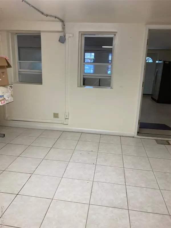 102-05 63rd RD, Forest Hills, NY 11375