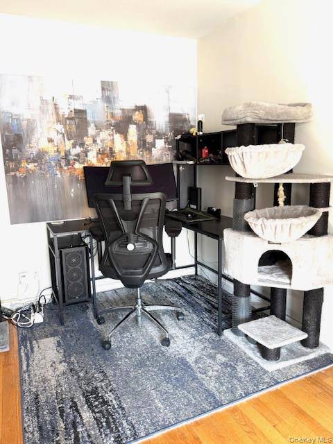 1 terrace CIR #3H, Great Neck, NY 11021