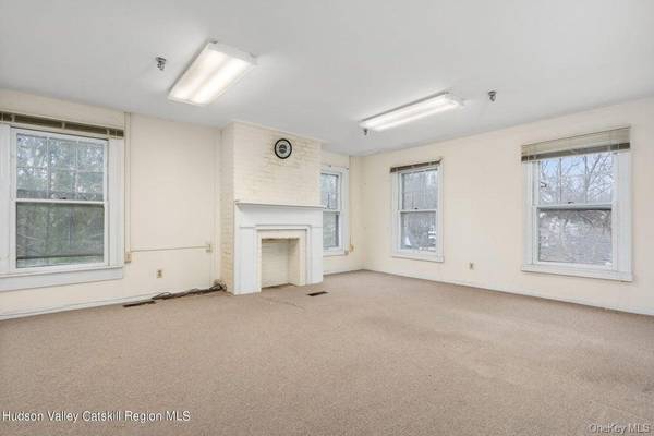 159 Green ST #FI3, Kingston, NY 12401