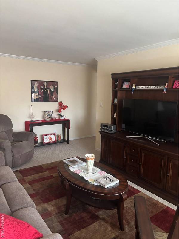 99 Madison ST #6U, Port Washington, NY 11050