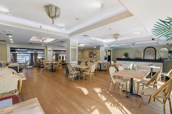 20 W Park Ave, Long Beach, NY 11561