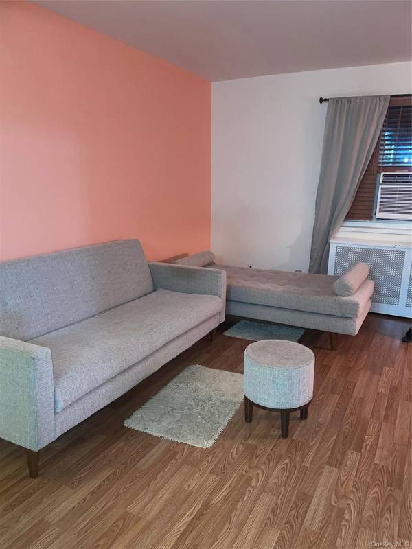 224-04 Manor RD #First Floor, Queens Village, NY 11427