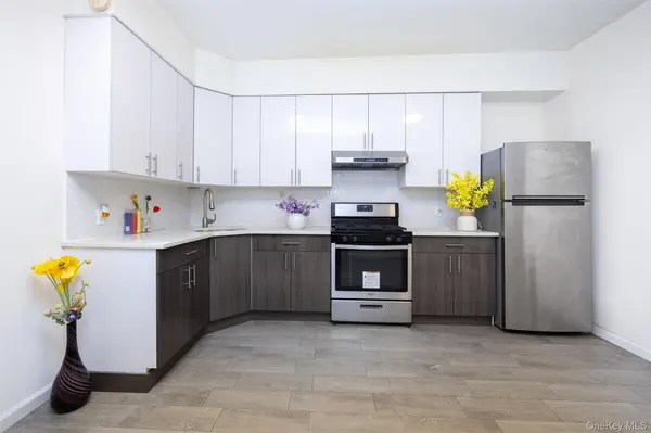 37-46 83rd ST, Jackson Heights, NY 11372