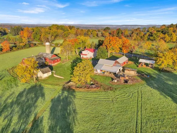 247 Sarah Wells TRL, Campbell Hall, NY 10916