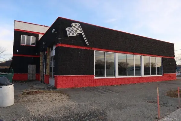 693 Peninsula BLVD, Hempstead, NY 11550