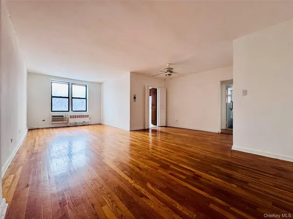 141-05 Pershing CRES #202, Briarwood, NY 11432