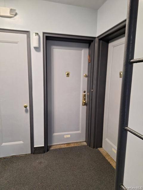250 Central AVE #E218, Lawrence, NY 11559